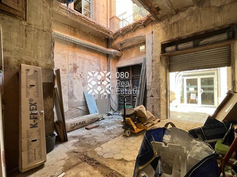 Foto feea41d2-5ddc-4010-8e19-b9f87b60a22a. Local comercial a Gòtic Barcelona