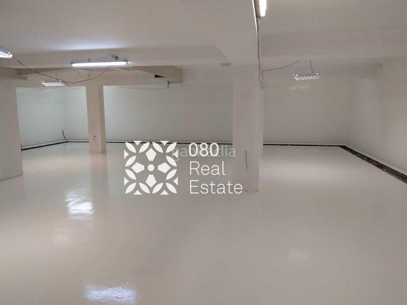 Foto f753c460-92e8-4f0d-8e95-fb7d9e880f69. Local comercial el mejor local en venta, en eixample en Barcelona