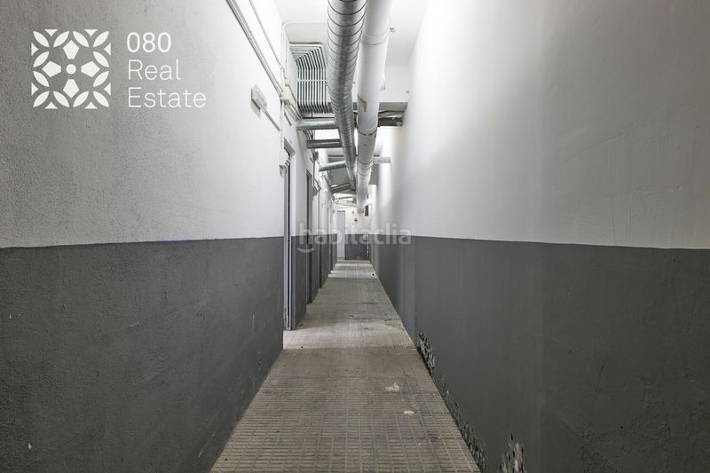 Foto 22451d75-3b49-4e5d-9e13-0a0b97cfed8c. Local comercial a Sant Antoni Barcelona