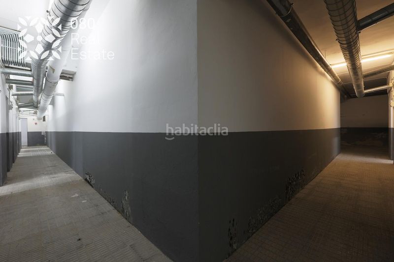 Foto 69f08f82-653c-4407-841e-cbf72b9297a0. Local comercial a Sant Antoni Barcelona