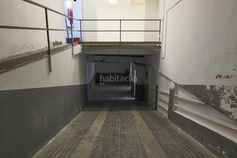Foto d60fe810-29cc-4560-8e56-2f6475161722. Local comercial a Sant Antoni Barcelona