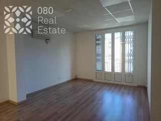 Alquiler Oficina  De catalunya. Oficina en alquiler rbla.catalunya con pequeña terraza