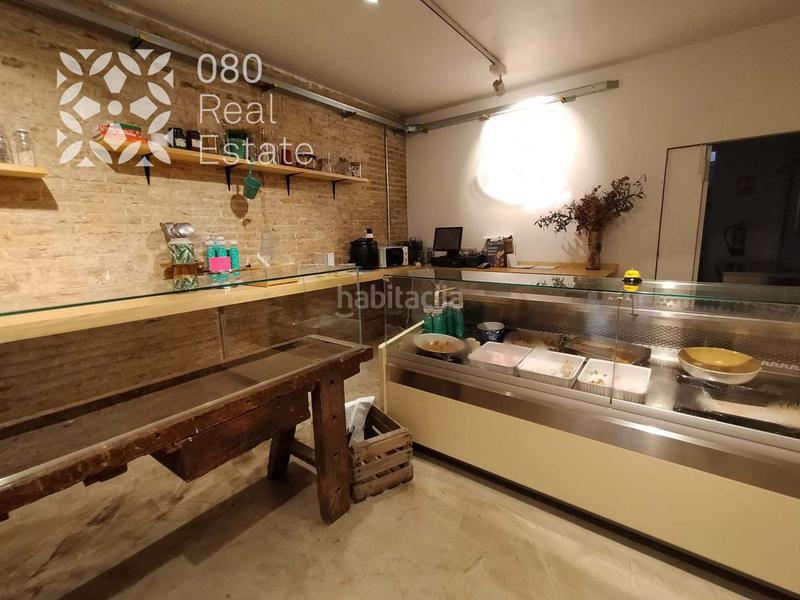 Foto e8f48391-379e-48a3-90cd-1178c9ed3614. Traspaso local comercial precioso local en traspaso de 100 m2 en poble nou en Barcelona