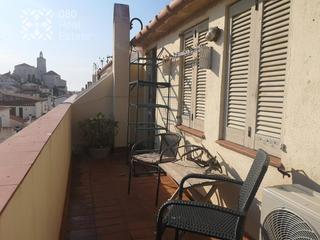 Casa  Carrer puig gentil. Exclusiva casa de 3 plantas, 3 habitaciones, 2 baños, garaje y 3