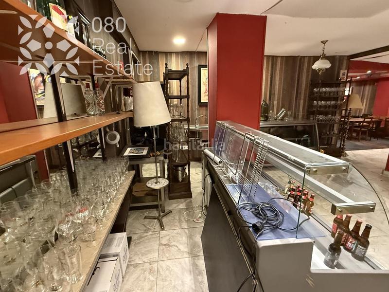 Foto cedf9ca8-3a91-43c9-9ebb-c4c215d3c227. Pas-de-porte local commercial dans Sant Antoni Barcelona