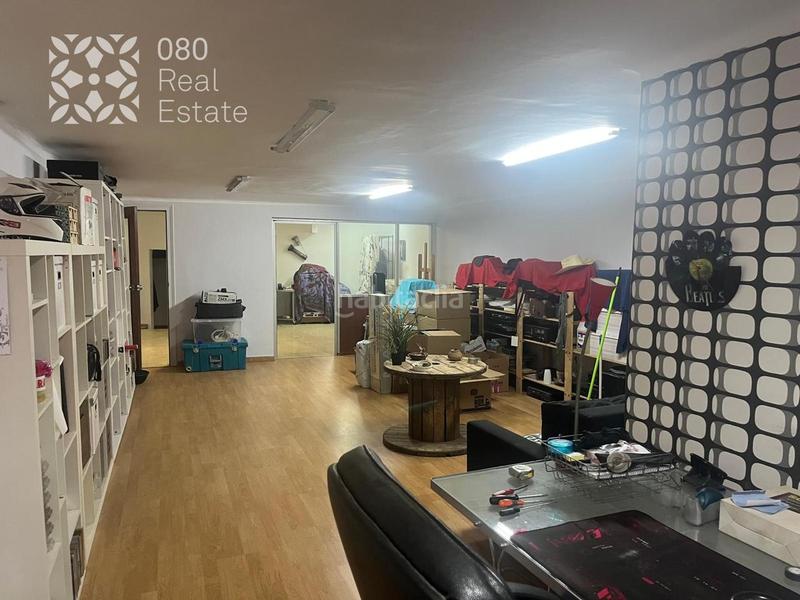 Foto c2870733-5db0-438d-812d-592732acaf72. Local comercial exclusivo local en varios niveles en horta en Barcelona