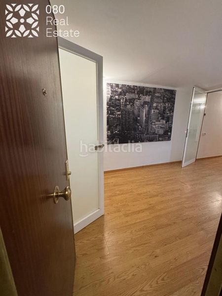 Foto c7862e8a-3199-40f9-8a89-711ce4842bd5. Local comercial a Congrés - Indians Barcelona
