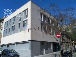 Parking coche  Carrer dels pellaires. Lote de 3 plazas de parking en venta en poblenou