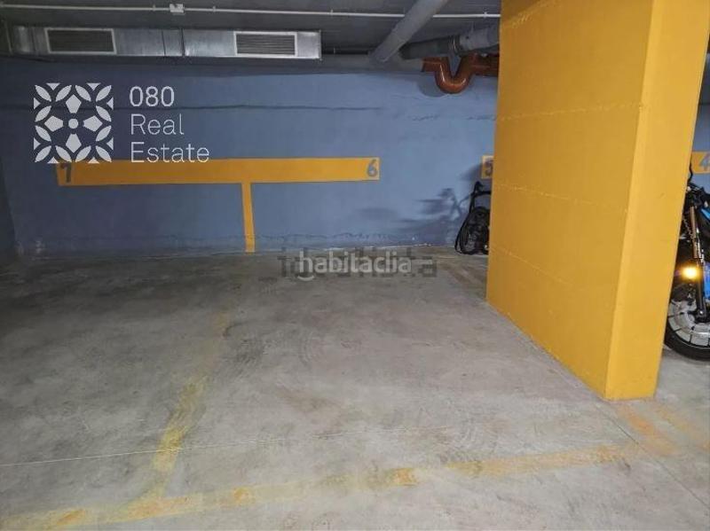 Foto 9d10e253-f6b4-48a2-9474-567f55a63b3d. Car parking in Diagonal Mar i el Front Marítim del Poblenou Barcelona