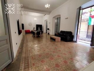 Piso  Carrer de la portaferrissa. Elegante palacete del siglo sviii en calle portaferrissa