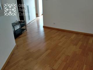 Etagenwohnung  Carrer d'aribau. Exclusivo ático de 72 m2 en finca señorial, con terraza privada