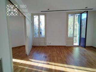 Pis  D'aribau. 2 preciosos pisos alquilados hasta 01.06.2026 en calle aribau
