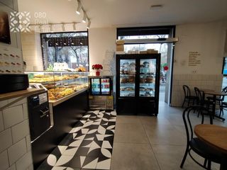 Transfer Business premise  De les corts catalanes. Oportunidad de traspaso de franquicia granier en gran via de les