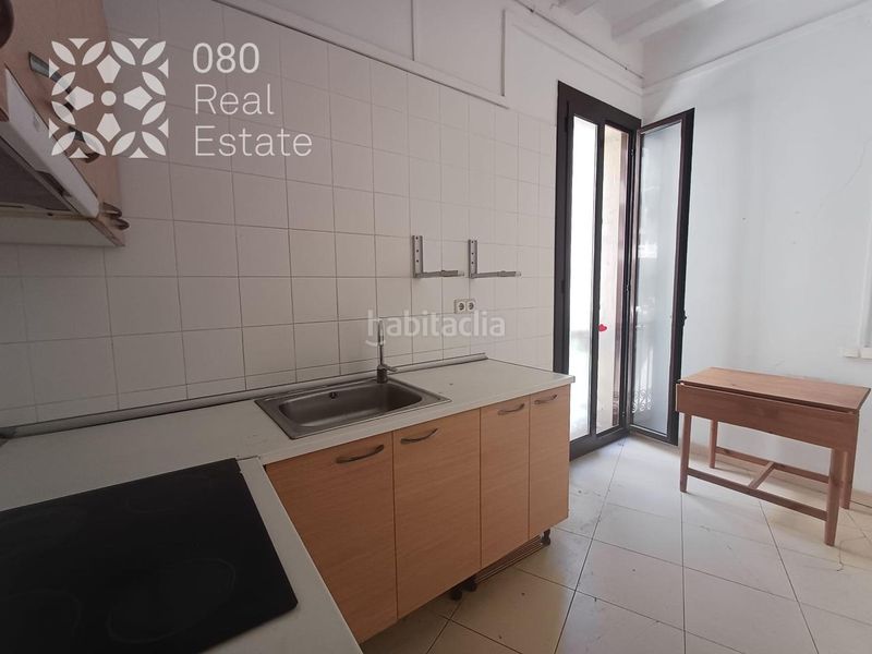 Foto 29a4d0ed-6269-4bf4-b6bc-9c0db6eb77b8. Pis a Raval Barcelona