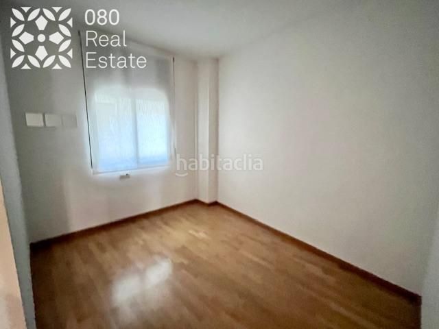 Foto 3a2636c4-ac2d-4216-b3a7-92342cf4212f. Pis amb calefacció aparcament a La Nova Esquerra de l´Eixample Barcelona