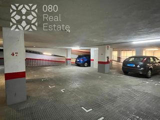 Aparcament cotxe a Plaça de Lesseps