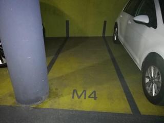 Autoparkplatz in Creu Alta. Parking en venda per moto