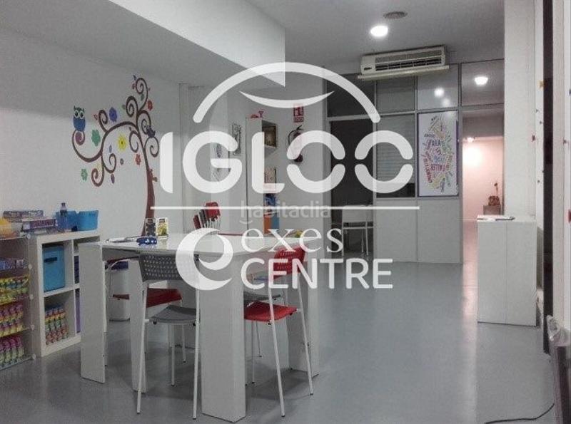 Foto 2e5de3e4-a840-41d0-8bae-50ab785d401c. Local comercial local reformado en el centro! en Centre Sabadell