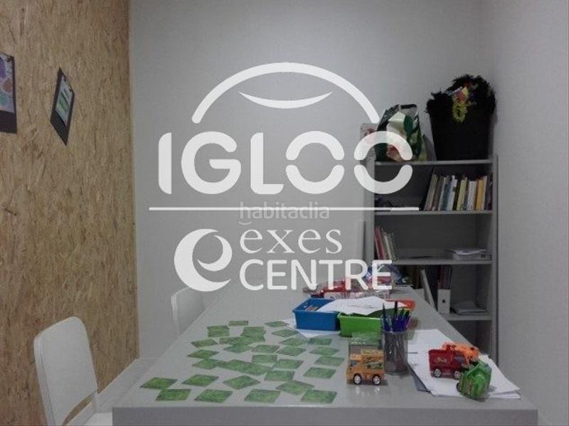 Foto f00083b4-3a65-44b4-b826-5274c7410a86. Local comercial local reformado en el centro! en Centre Sabadell