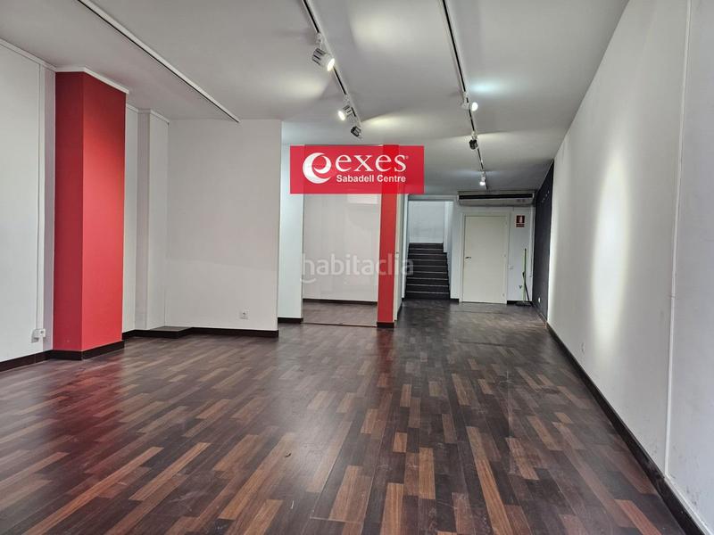 Foto 6794d7e4-6f36-404e-8ef2-f9d7d5ef12e7. Alquiler local comercial fantástico local en el centro al lado de plaça de làngel! en Sabadell