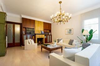 Reihenhaus in Hostafrancs. Espacio, amplitud y confort! exclusiva casa de 6 habitaciones id