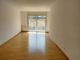 Affitto Appartamento in Centre. Piso de 3 hbs en el centro con parking incluido!