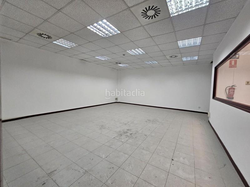 Foto dea0df45-31a3-42b8-a65d-7e2e035d81aa. Lloguer local comercial a Concòrdia Sabadell