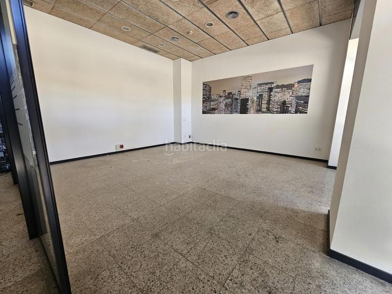 Foto dfac5be2-aba1-4f49-ab67-1e75c251fa90. Location local commercial dans Concòrdia Sabadell