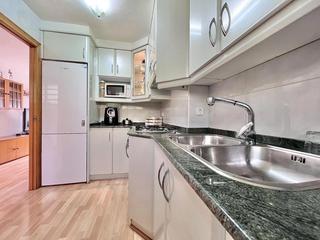 Pis a Eixample. Piso de 2 habitaciones a 5 minutos de la rambla!
