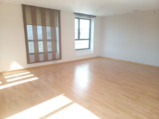 Location Appartement à Creu Alta. Vivienda destinada a alquiler temporal y transitorio!
