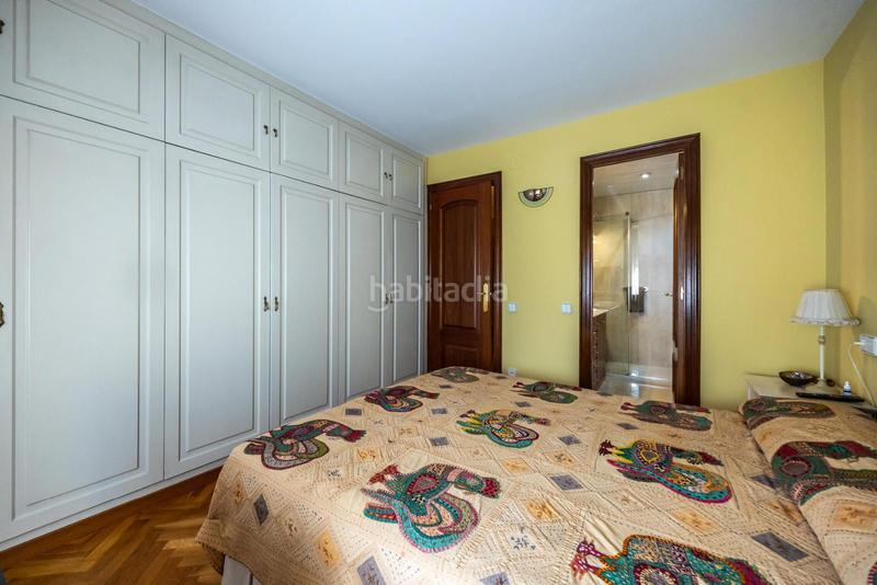 Foto 1c3d8c2e-5ace-43ae-b9aa-141470a55920. Casa adosada exclusiva casa adosada cantonera al lado del parc catalunya! en Sabadell