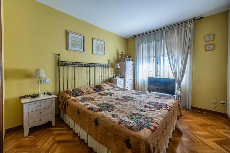 Foto 4f40d842-4fdf-4542-8147-cb5b09de18d2. Casa adosada exclusiva casa adosada cantonera al lado del parc catalunya! en Sabadell