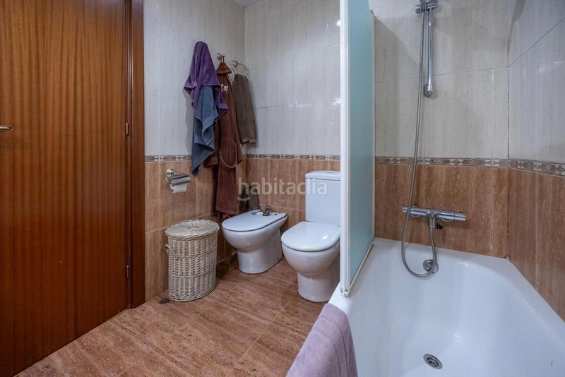 Foto ca8b08f9-a24c-41e1-8c14-b016dcc0f7c4. Casa adosada exclusiva casa adosada cantonera al lado del parc catalunya! en Sabadell