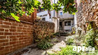 Maison à Poble - Casc Antic. Casa unifamiliar con jardin en castellar del vallès!