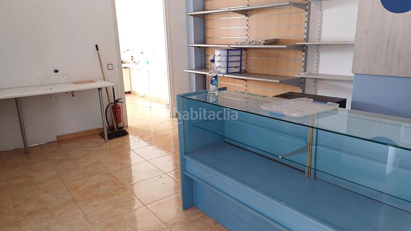 Foto 00f0c2e3-3f4e-4b75-aa36-db9e73d4e9b0. Alquiler local comercial magnífico local esquinero en pleno centro! en Sabadell