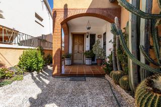 Casa adossada a Eixample - Can Bogunyà