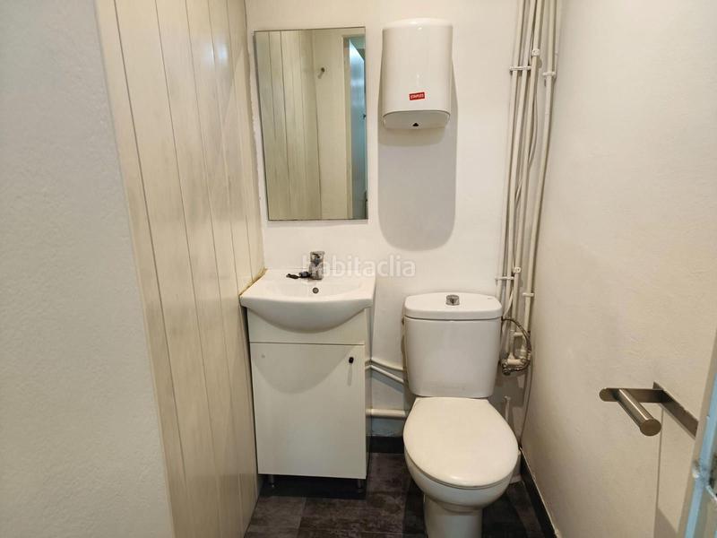Foto ad2c4b05-8a15-4309-8281-69c38fc882d2. Location local commercial dans Centre Sabadell