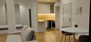 Etagenwohnung in Eixample. Apartamento tipo loft reformado a estrenar!