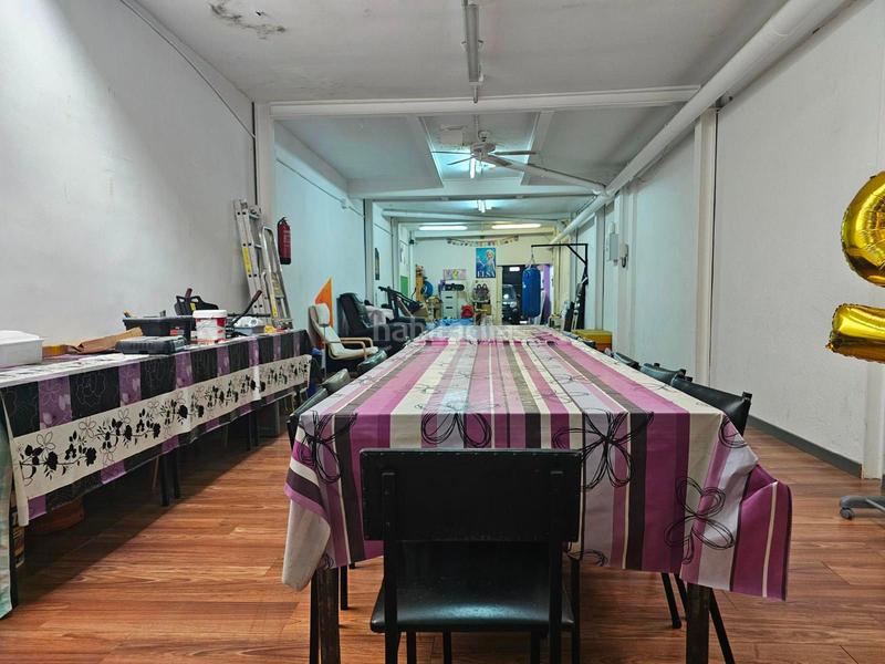 Foto a6f71724-d8e8-41b0-8cfa-d1c6b219d01c. Alquiler local comercial local apto para almacen! en Sabadell