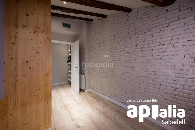 Foto 34c0c7e2-7dc2-4a6b-8ce0-3eedcdf9562f. Casa  con piscina privada de 3 habitaciones! en Sabadell