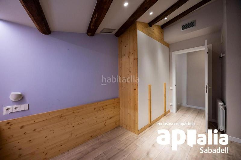 Foto 941d99d0-19c9-4a43-b20c-b563dcb4bafb. Casa  con piscina privada de 3 habitaciones! en Sabadell