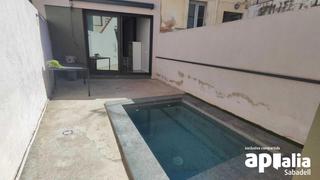 Casa a Gràcia. Casa con piscina privada de 3 habitaciones!