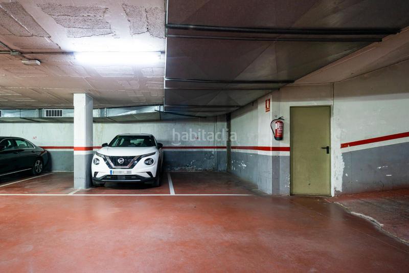 Foto 2541af91-cbf0-4952-b812-91f1cd75605a. Dachwohnung mit heizung parking in Centre Sabadell