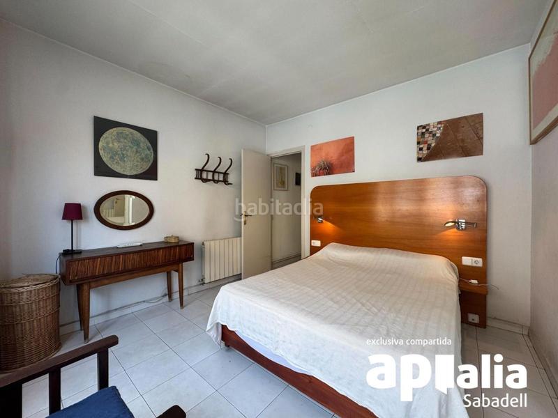 Foto 1db203c3-3c79-437d-9758-78202ad6a519. Casa con riscaldamento in Gràcia Sabadell