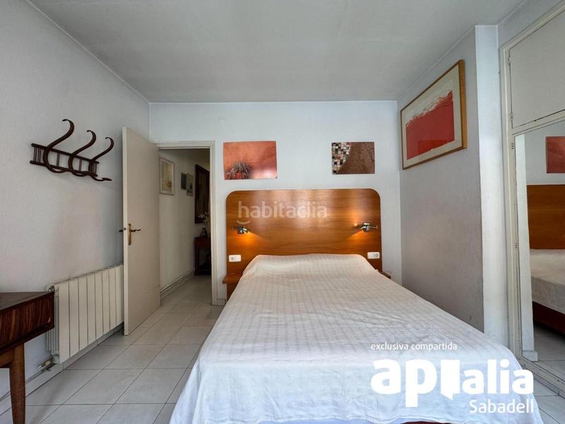 Foto 65bdd819-4c44-41a8-8c2e-1944cb0e30b0. Casa con riscaldamento in Gràcia Sabadell