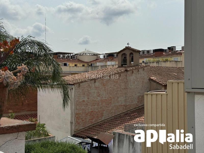 Foto e7684bd4-f50e-4047-b6a6-72be33bd75a7. Casa con riscaldamento in Gràcia Sabadell