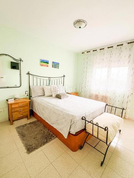 Foto db5e4cd1-f5ed-40f4-a865-efb3f55718ff. Casa fantástica casa adosada en venta de 5 habitaciones! en Castellar del Vallès