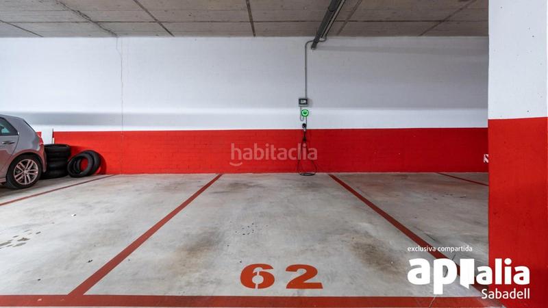 Foto de00bdb3-7d4c-4ffc-bc6d-fb11098460bc. Etagenwohnung mit heizung parking pool in Eixample Sabadell