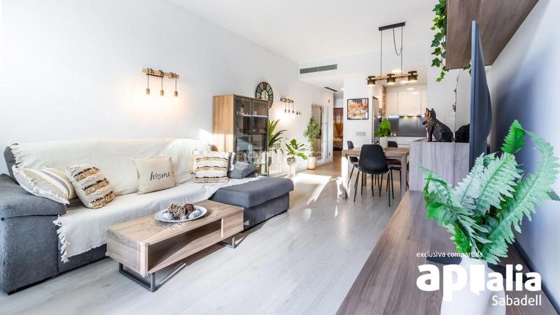 Foto eaab97d0-dd21-462b-aa2c-a85c1f2e0a4b. Etagenwohnung mit heizung parking pool in Eixample Sabadell