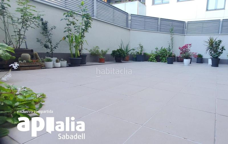 Foto 728a6e57-b831-478e-b2b4-b8b619f2618d. Pis amb calefacció piscina a Eixample Sabadell